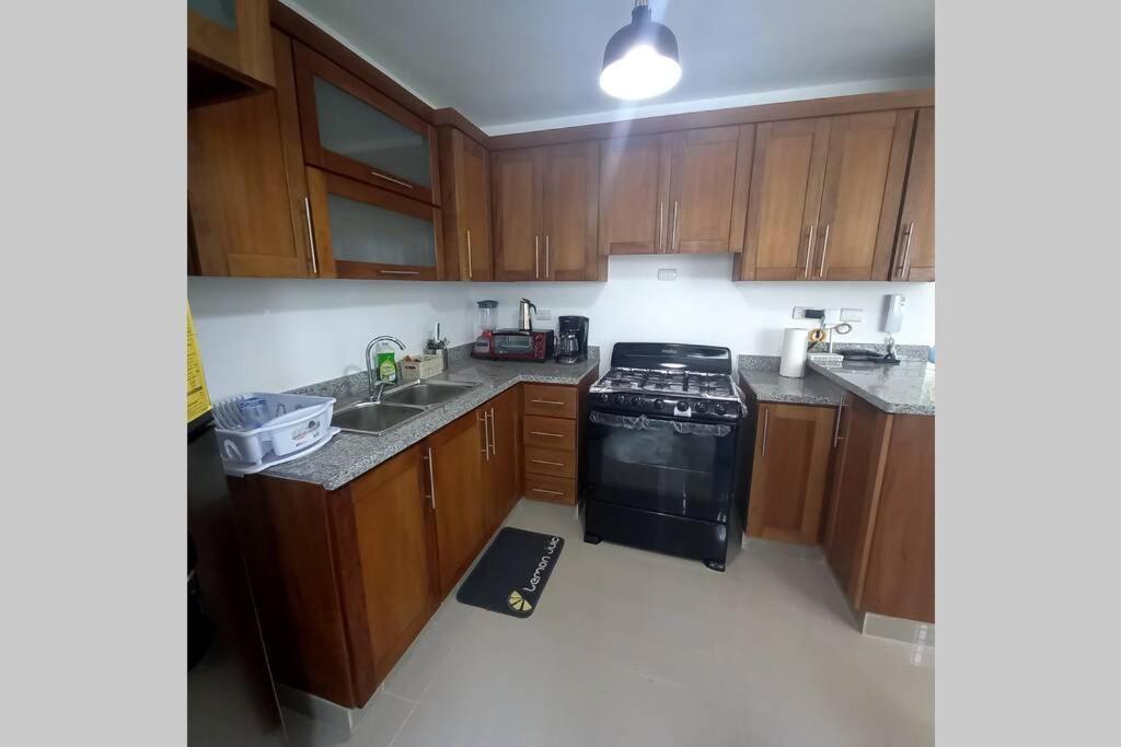 Confortable Apartamento De 3 Tres Habitaciones, Con Hermosa Vista De Area Verde, Ademas De Piscinas Y Juegos Infantiles En Area Recreativa Santiago De Los Caballeros Exteriör bild